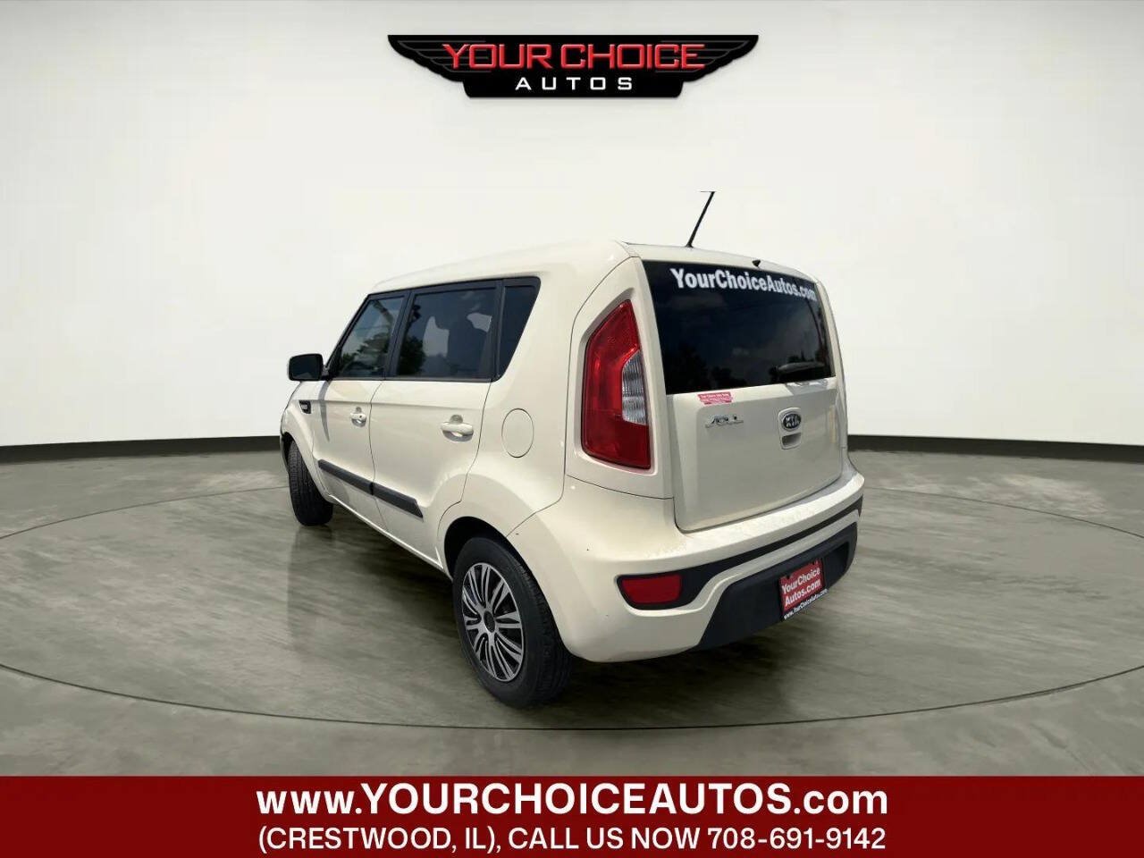 Used 2012 Kia Soul FWD image 2