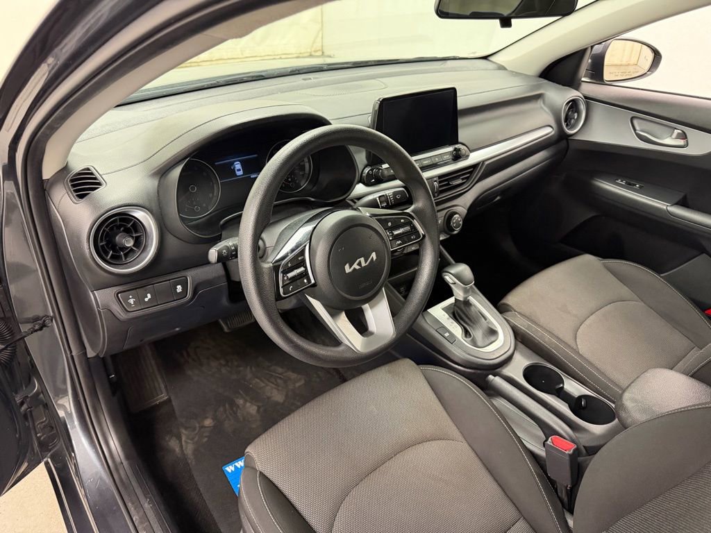 Used 2023 Kia Forte LXS w/ LXS Technology Package image 19