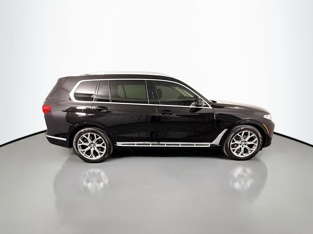 Used 2021 BMW X7 xDrive40i w/ Parking Assistance Package image 8