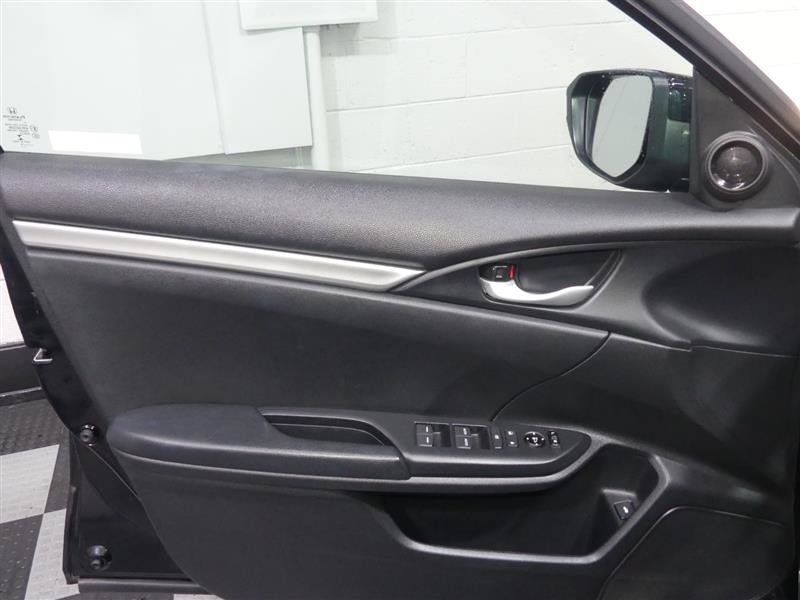 Used 2019 Honda Civic Sport image 17