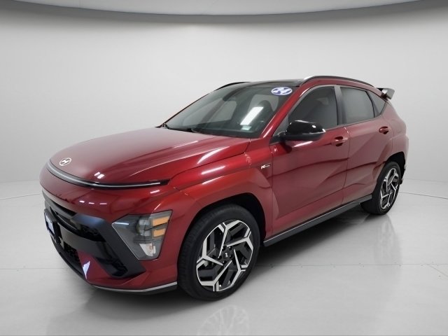 Used 2024 Hyundai Kona N Line image 3