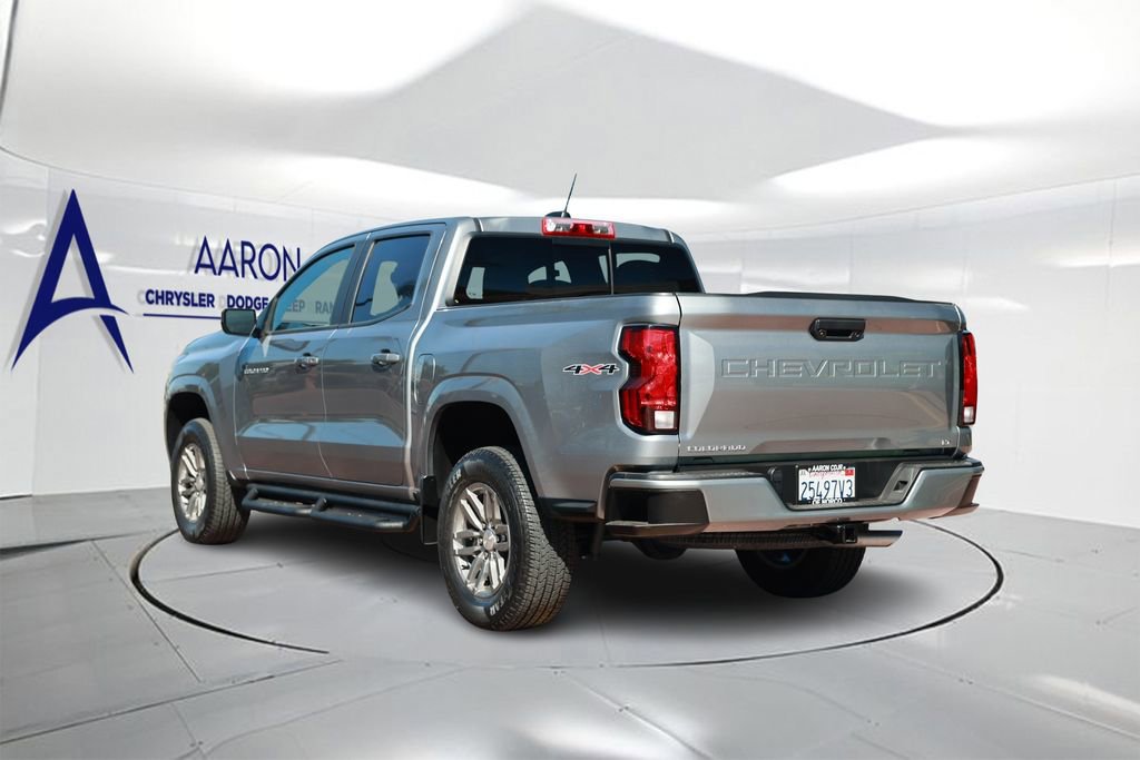 Used 2023 Chevrolet Colorado LT w/ LT Convenience Package II image 2