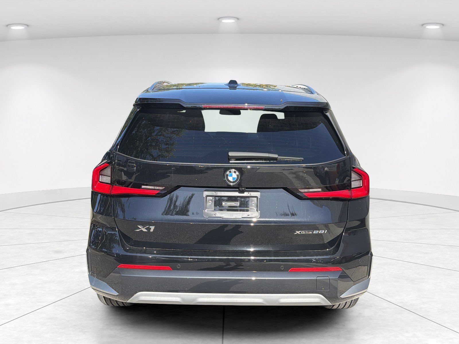 New 2026 BMW X1 xDrive28i AWD/4WD image 5