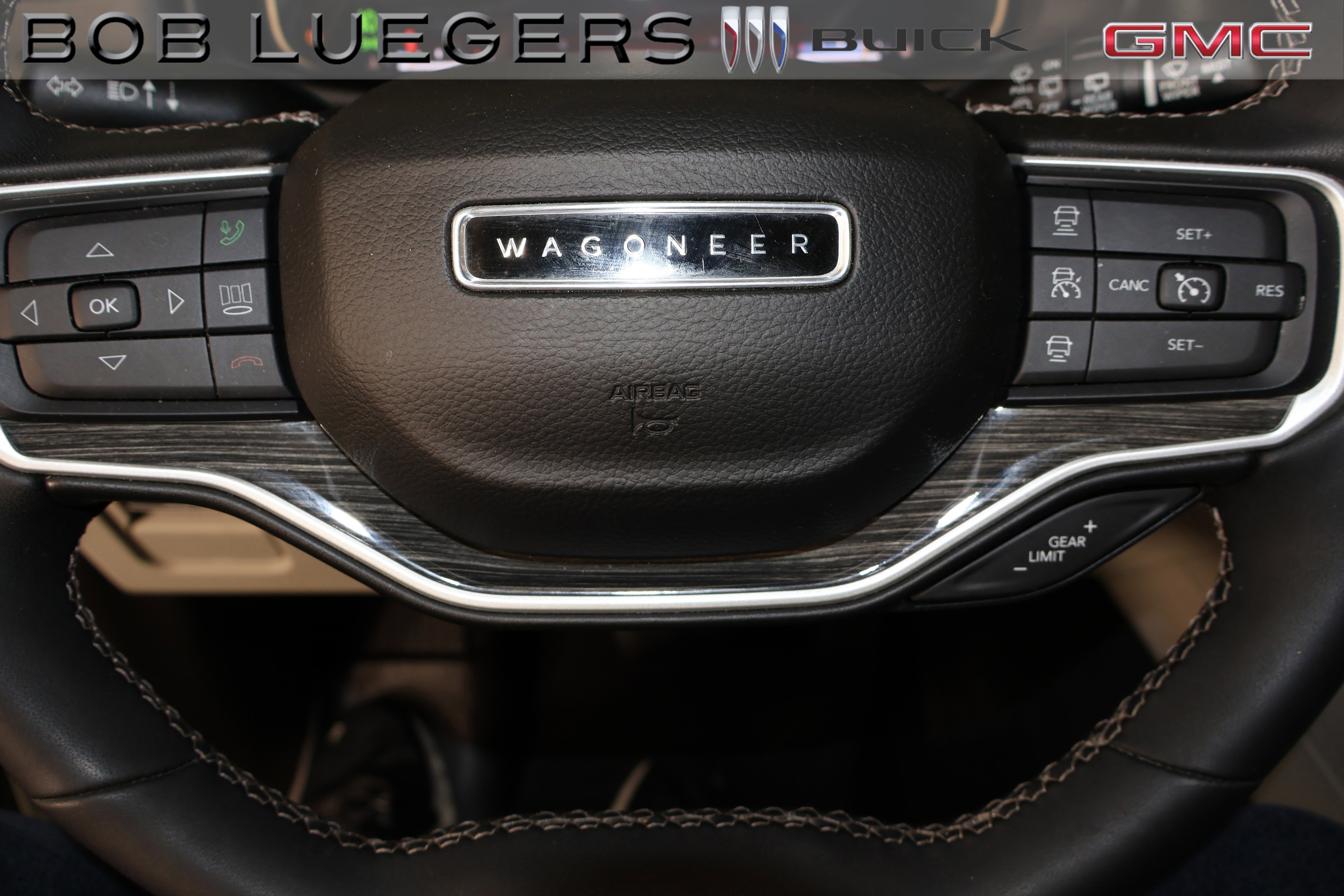 Used 2022 Jeep Wagoneer Series II w/ Premium Group I AWD/4WD image 26