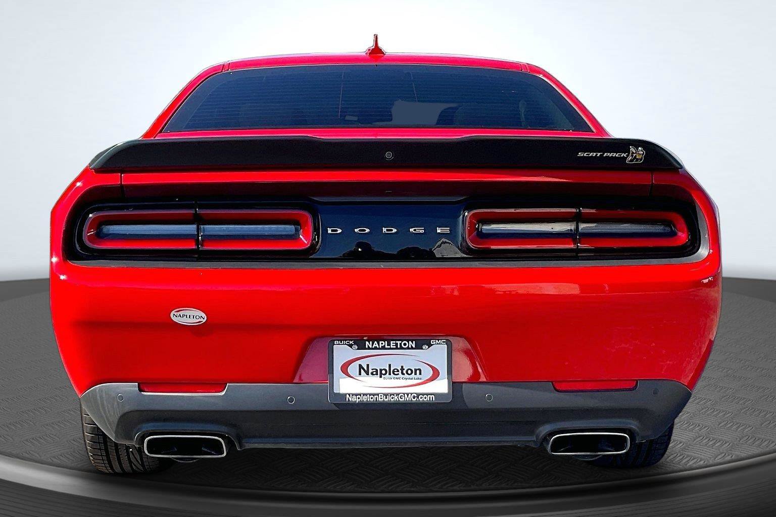 Used 2022 Dodge Challenger R/T Scat Pack w/ Driver Convenience Group RWD image 4