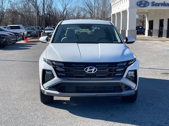 New 2025 Hyundai Tucson SE image 2