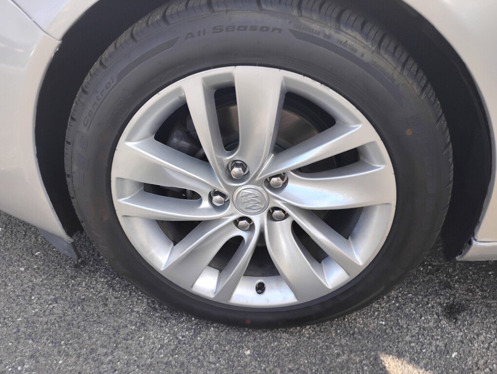 Used 2015 Buick Regal Premium FWD image 24