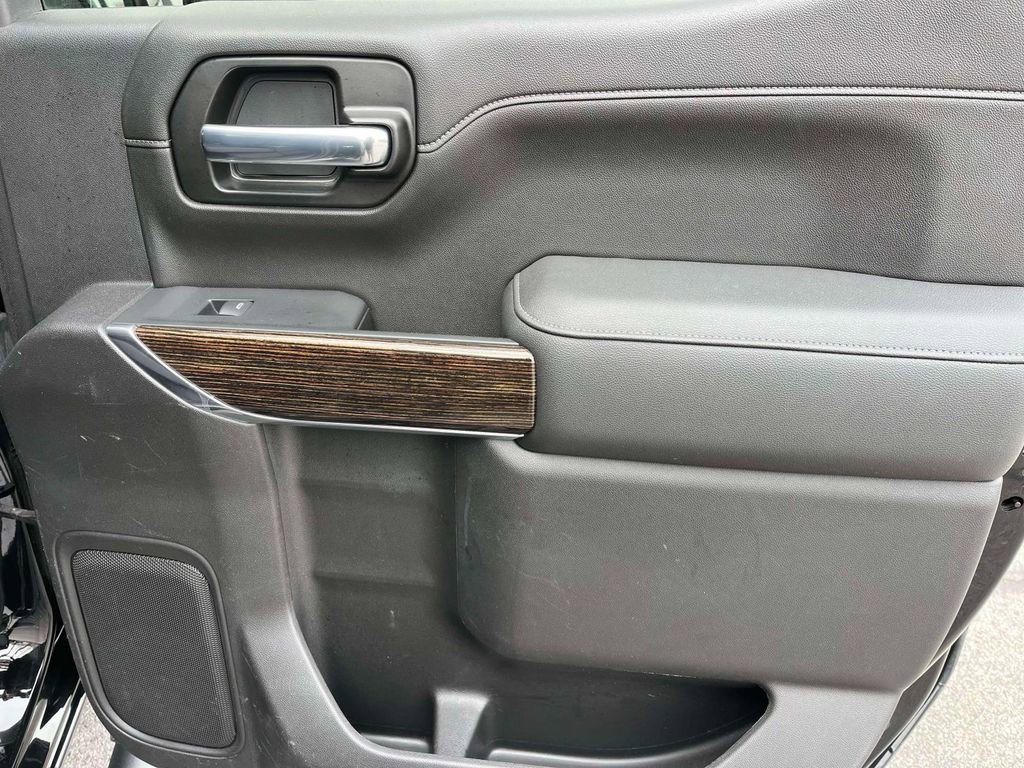 Used 2021 GMC Sierra 1500 Elevation image 18
