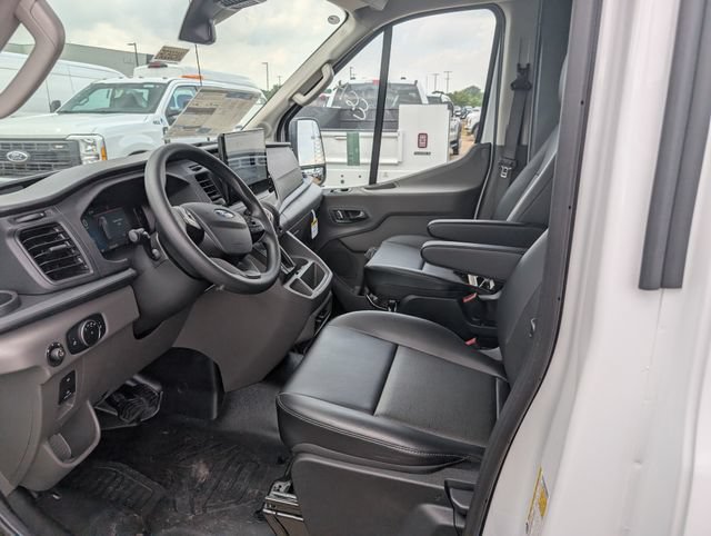 New 2026 Ford Transit 250 148 Medium Roof RWD image 12