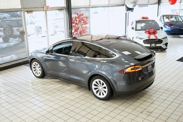 Used 2017 Tesla Model X 75D image 59