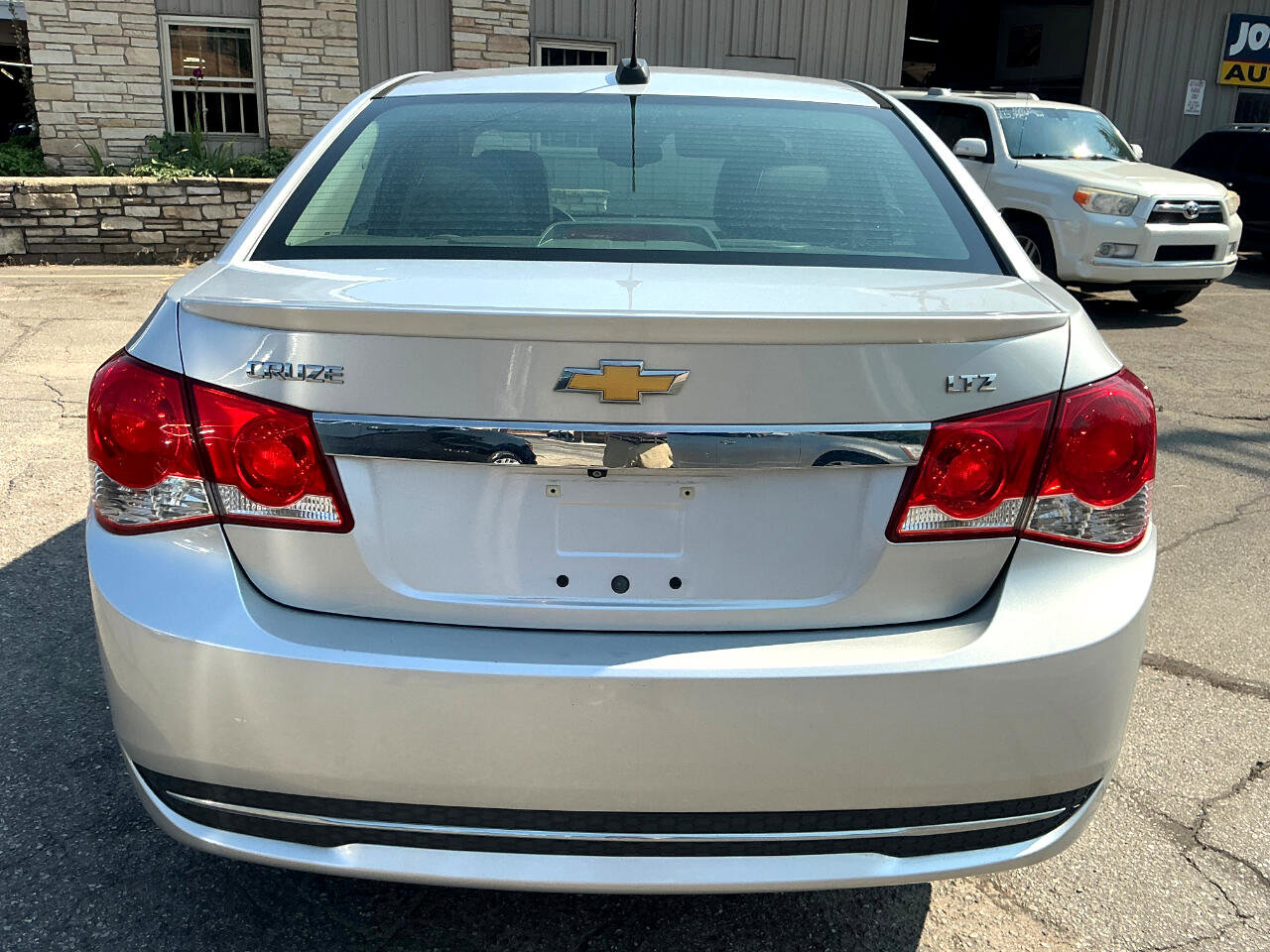 Used 2015 Chevrolet Cruze LTZ w/ Sun, Sound and Sport Package image 4
