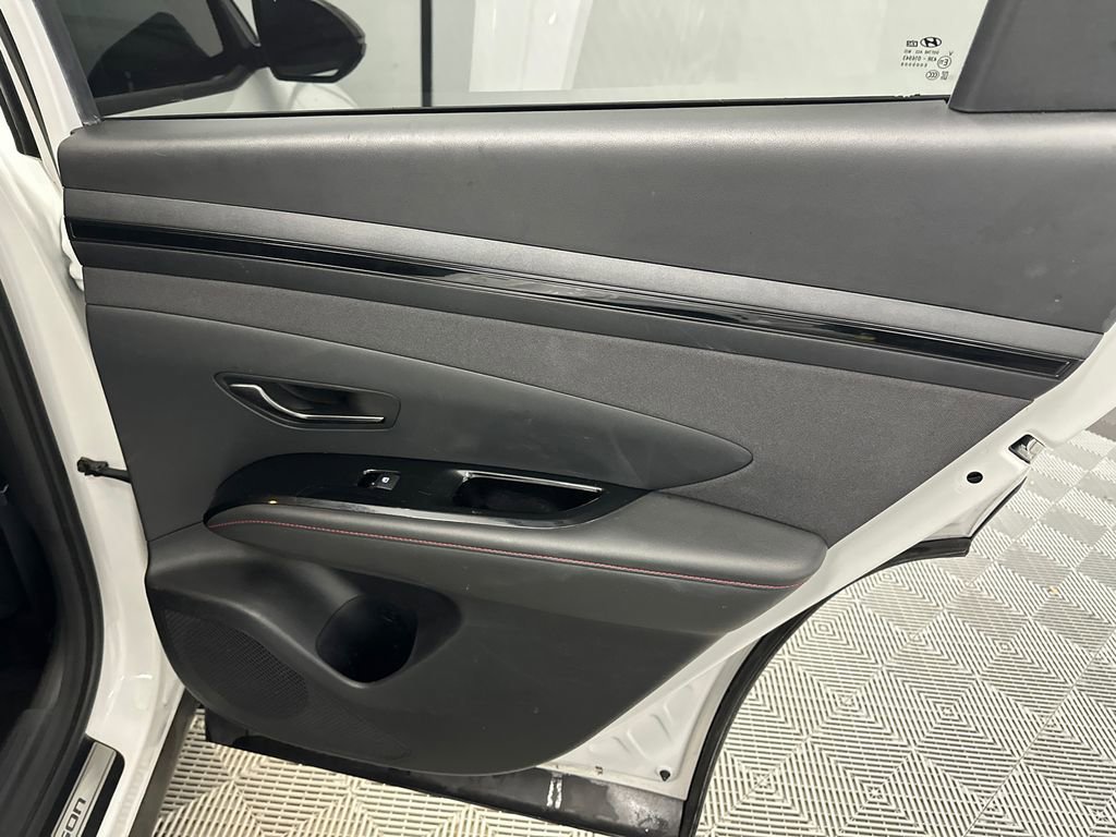 Used 2022 Hyundai Tucson N Line FWD image 16