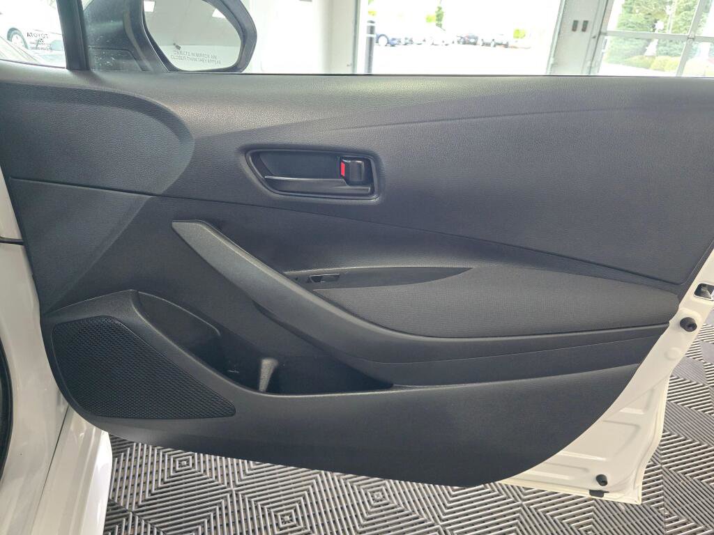 Used 2023 Toyota Corolla LE FWD image 41