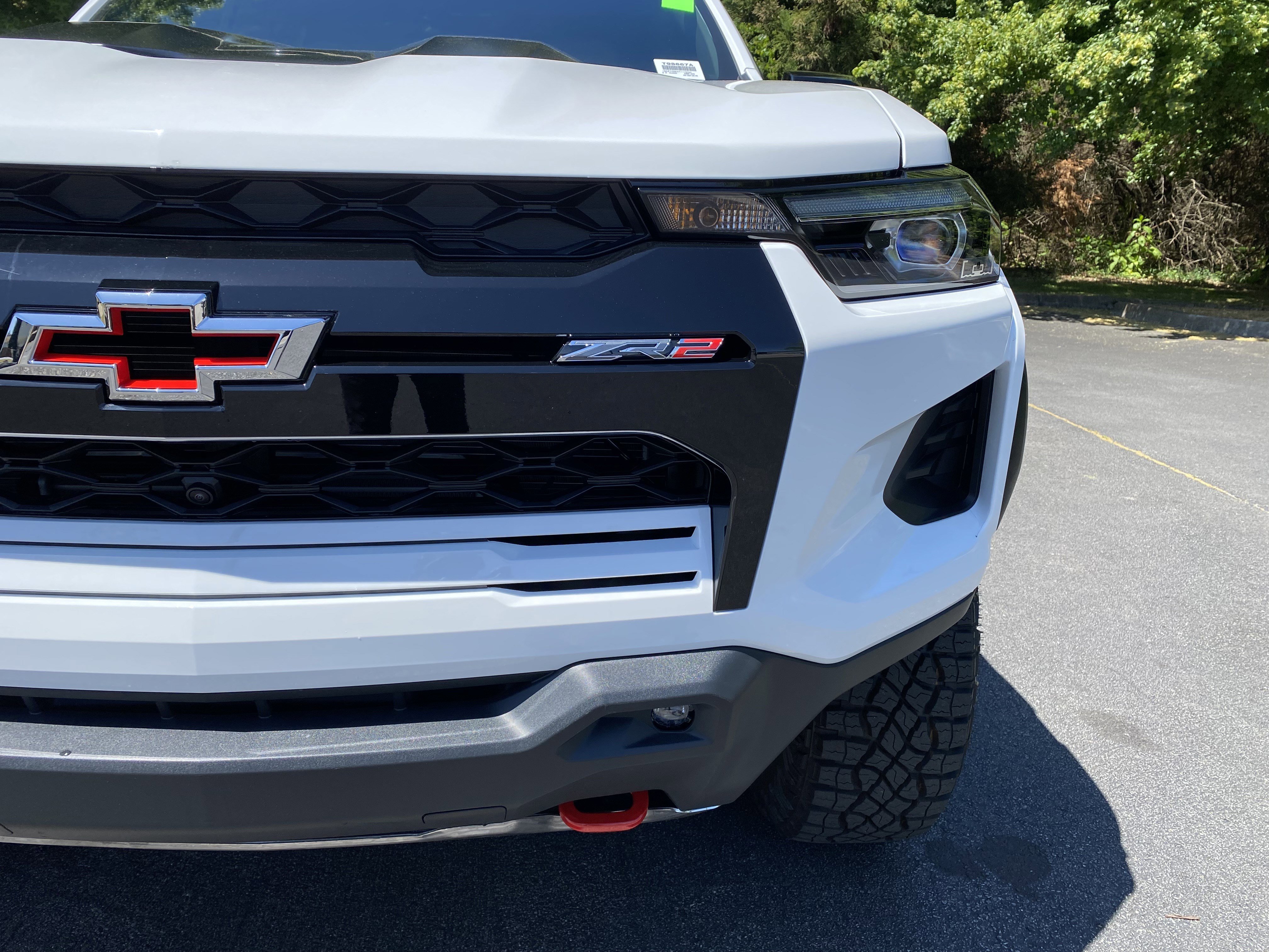 Used 2026 Chevrolet Colorado ZR2 w/ Technology Package AWD/4WD image 14