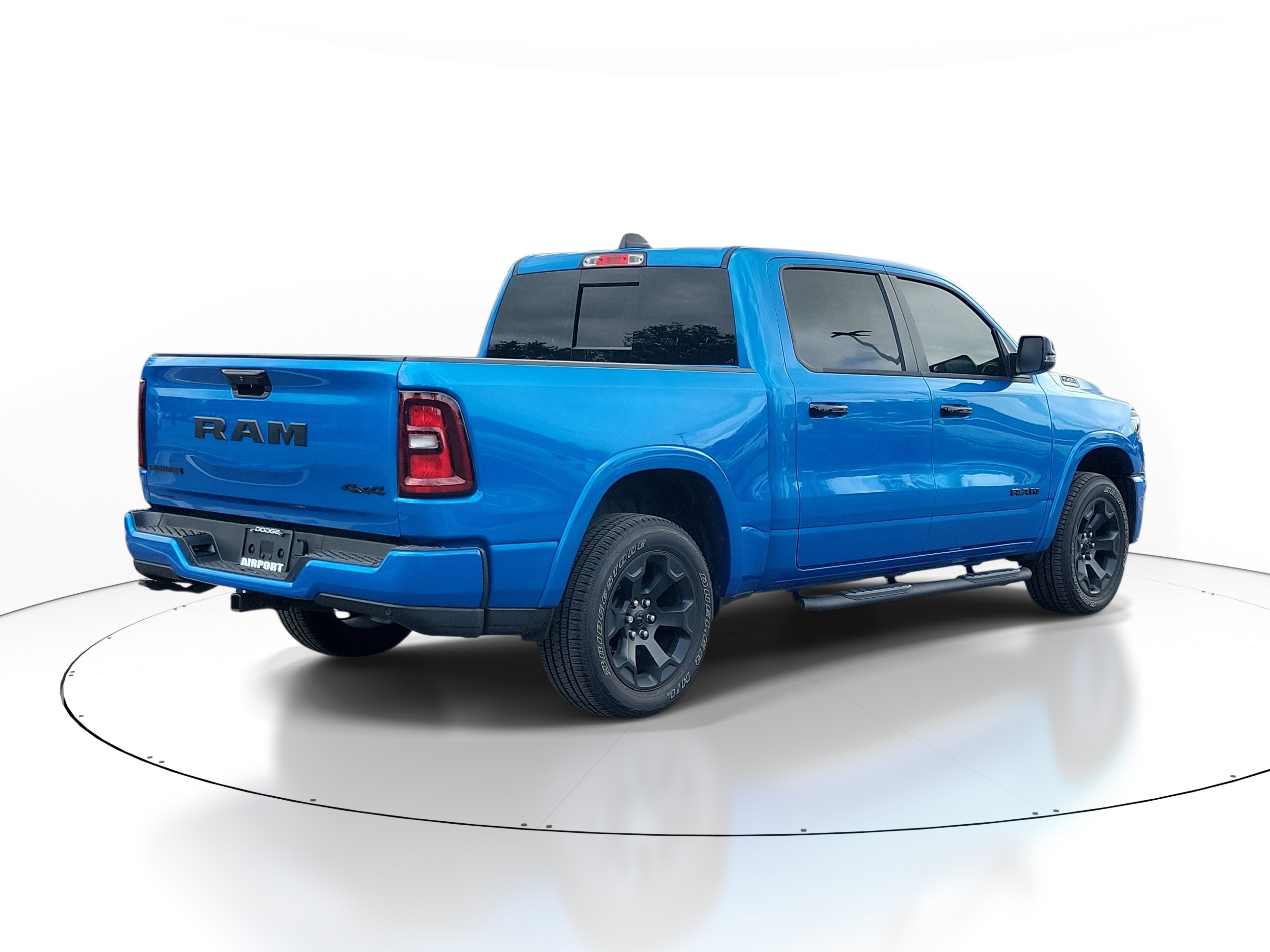 Used 2025 RAM 1500 Big Horn AWD/4WD image 6