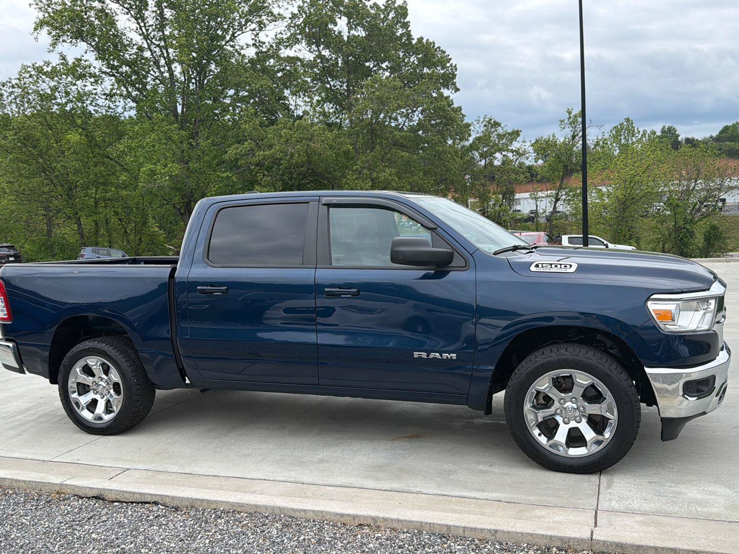 Used 2022 RAM 1500 Big Horn AWD/4WD image 2