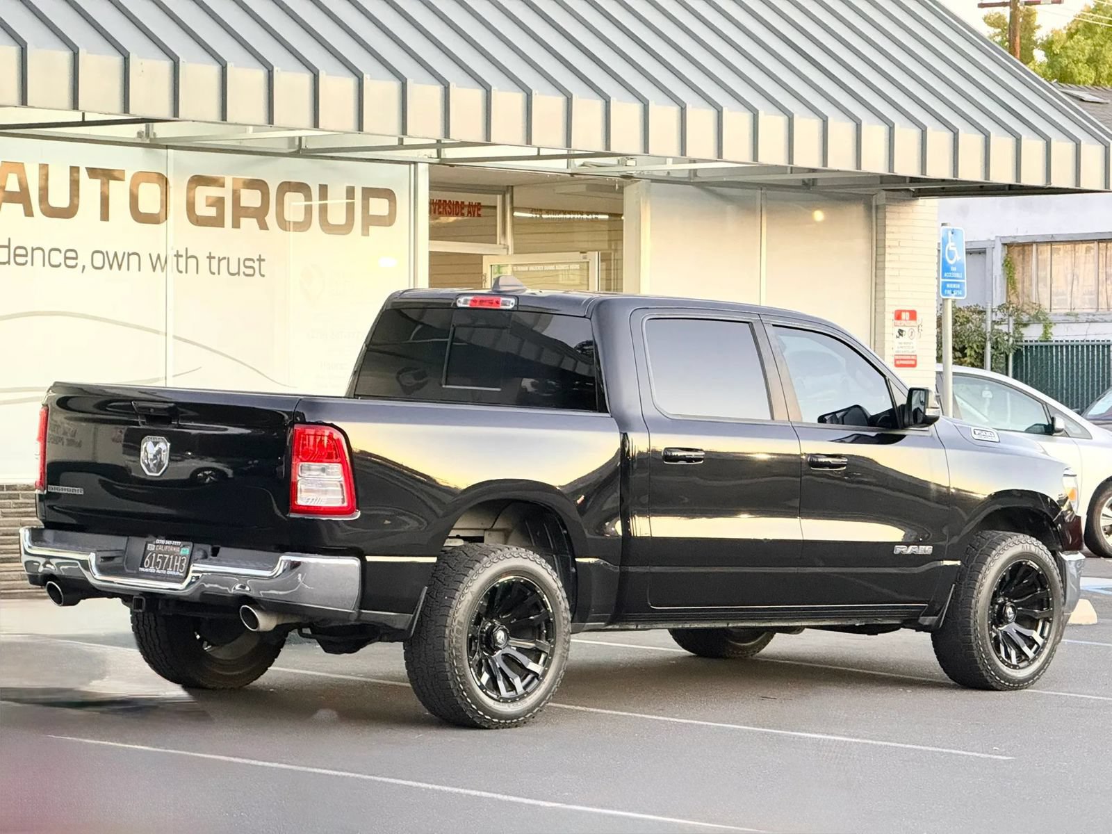 Used 2021 RAM 1500 Big Horn RWD image 5