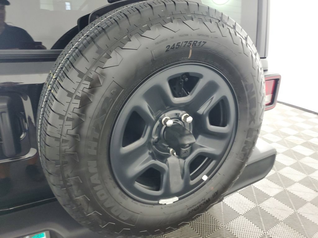 Used 2026 Jeep Wrangler Unlimited Sport AWD/4WD image 30