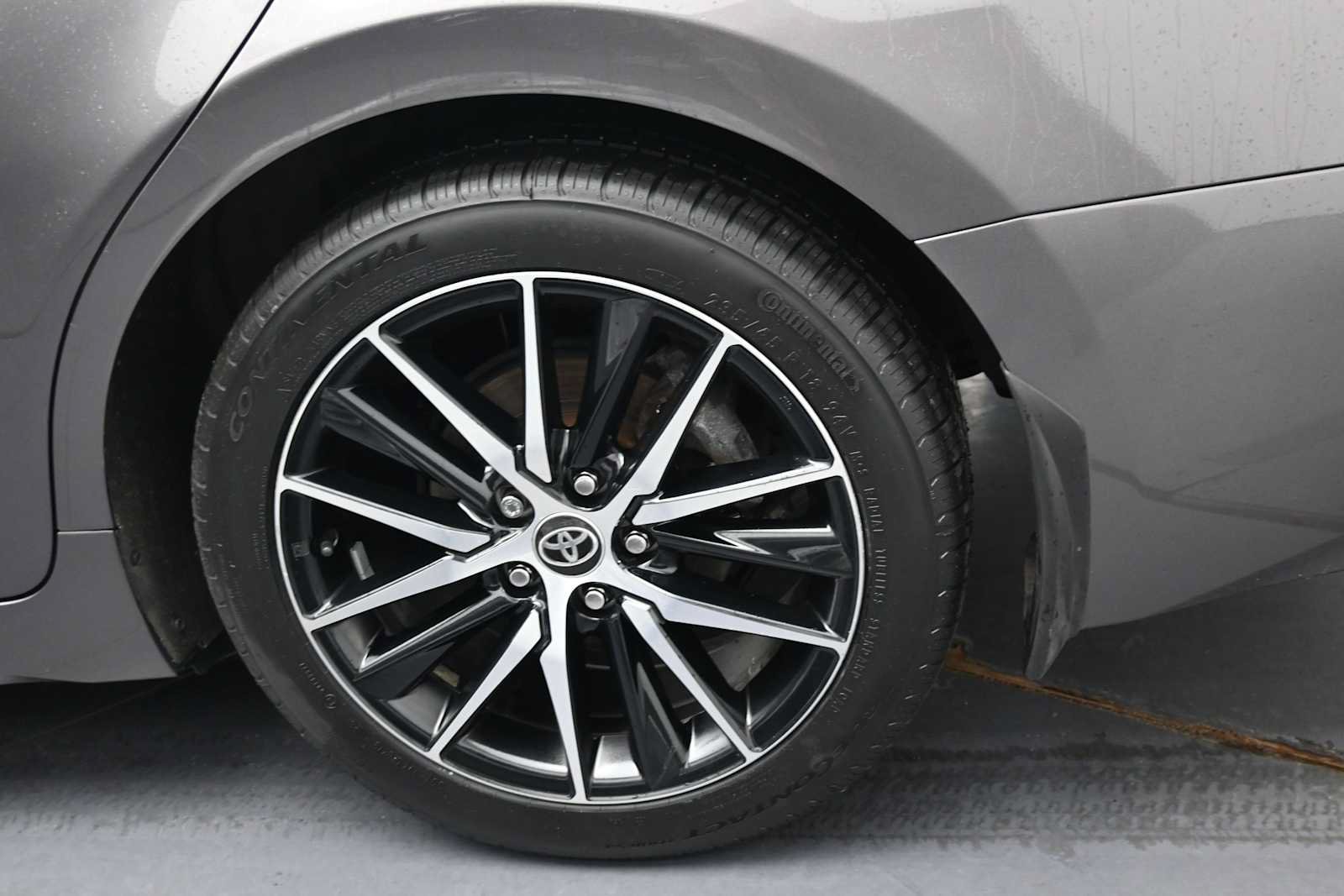 Used 2024 Toyota Camry SE AWD/4WD image 5