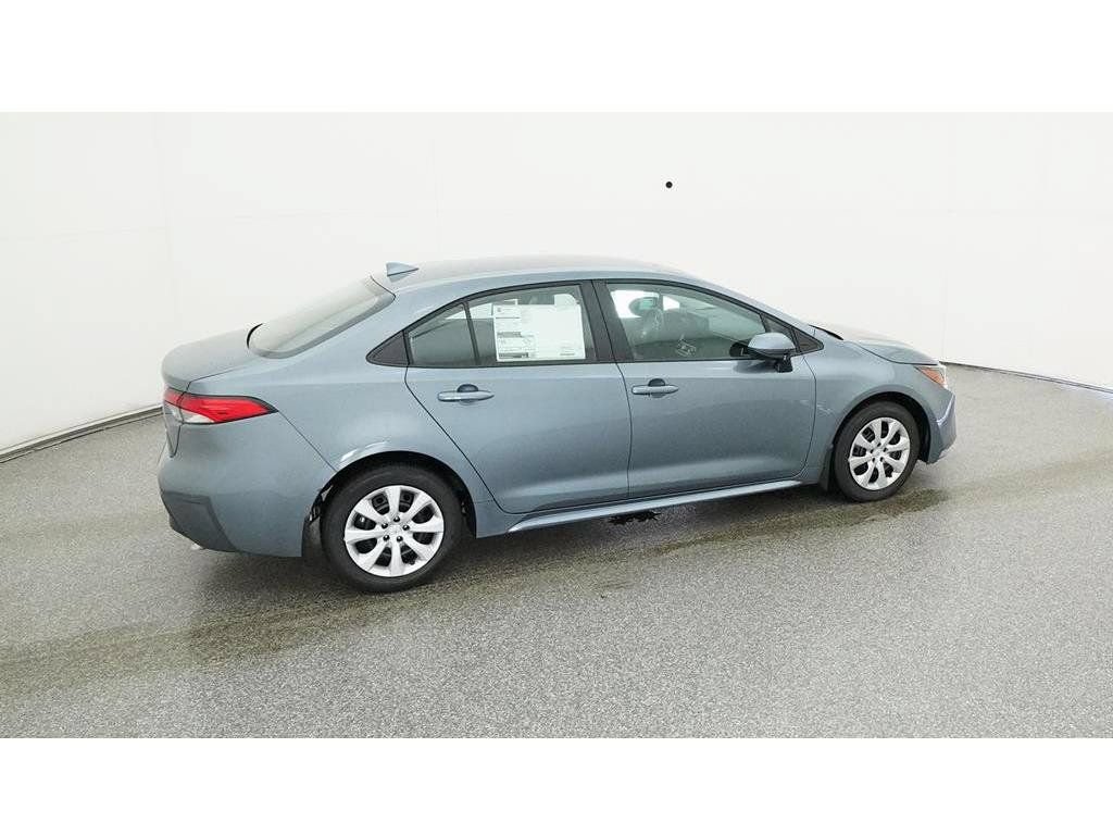 Used 2025 Toyota Corolla LE FWD image 12