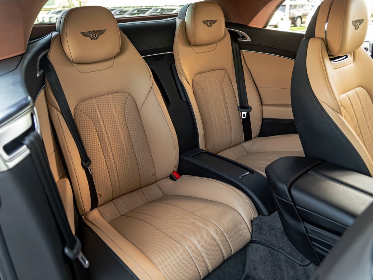 Used 2021 Bentley Continental GT image 28