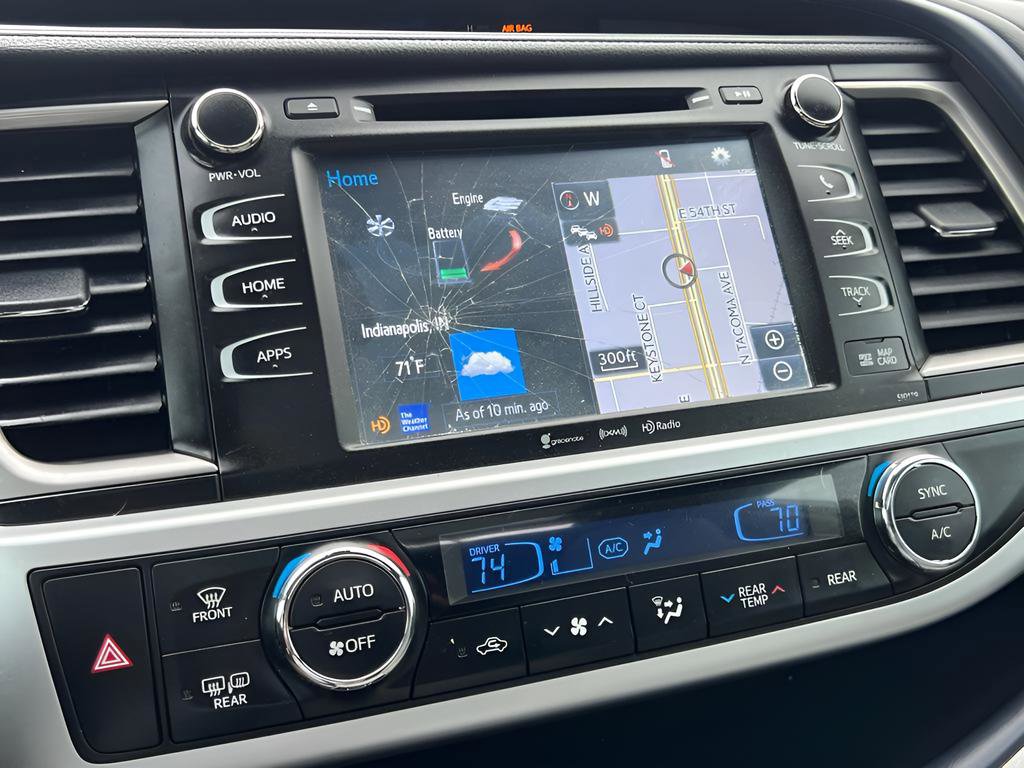 Used 2018 Toyota Highlander XLE image 48
