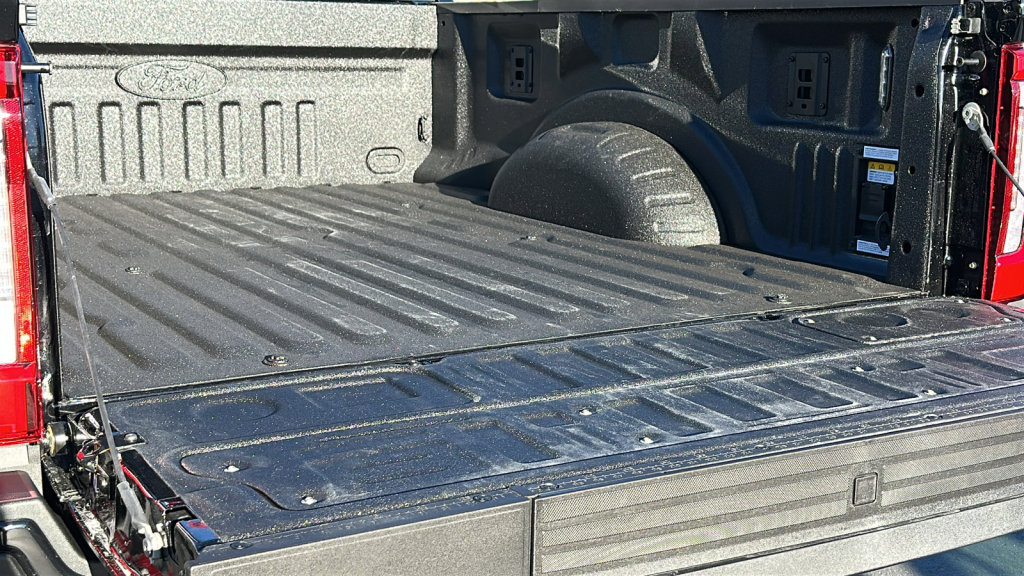 New 2026 Ford F250 Platinum w/ Platinum Plus Package image 27