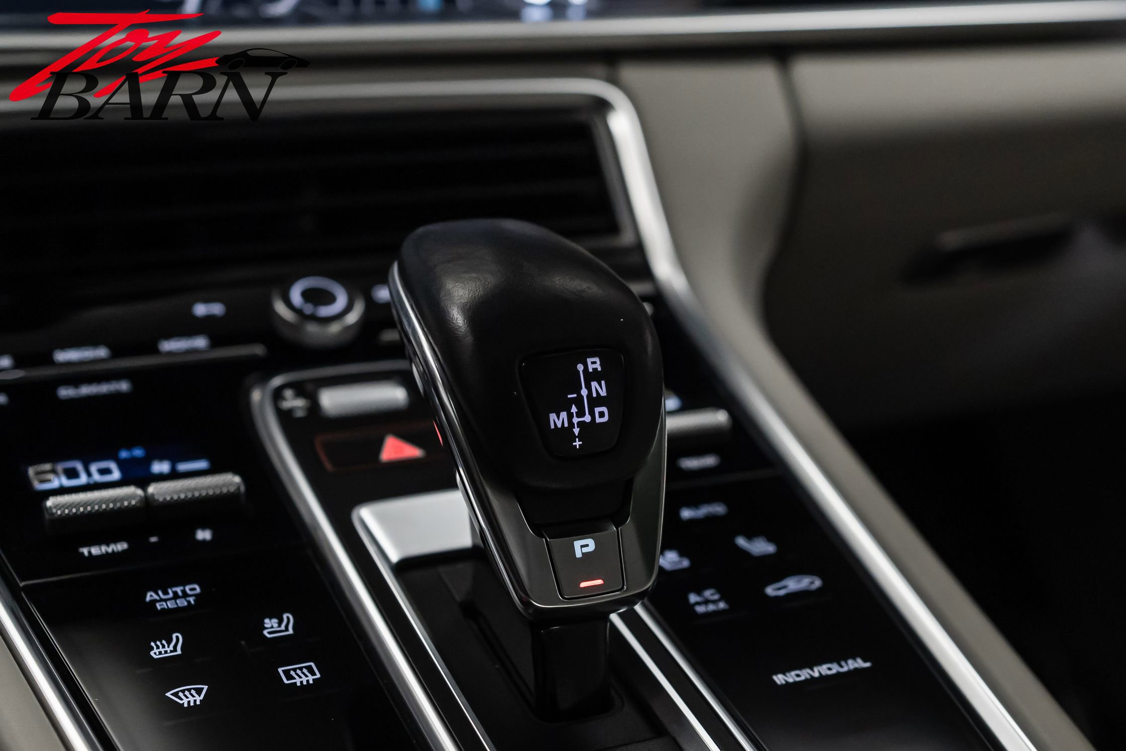 Used 2022 Porsche Panamera 4S AWD/4WD image 42