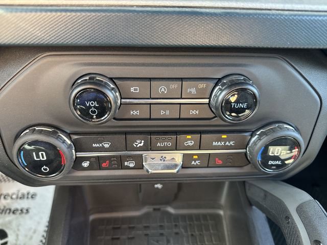 New 2024 Ford Bronco Outer Banks w/ Sasquatch Package AWD/4WD image 18