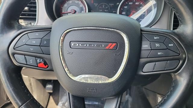 Used 2022 Dodge Charger SXT RWD image 9