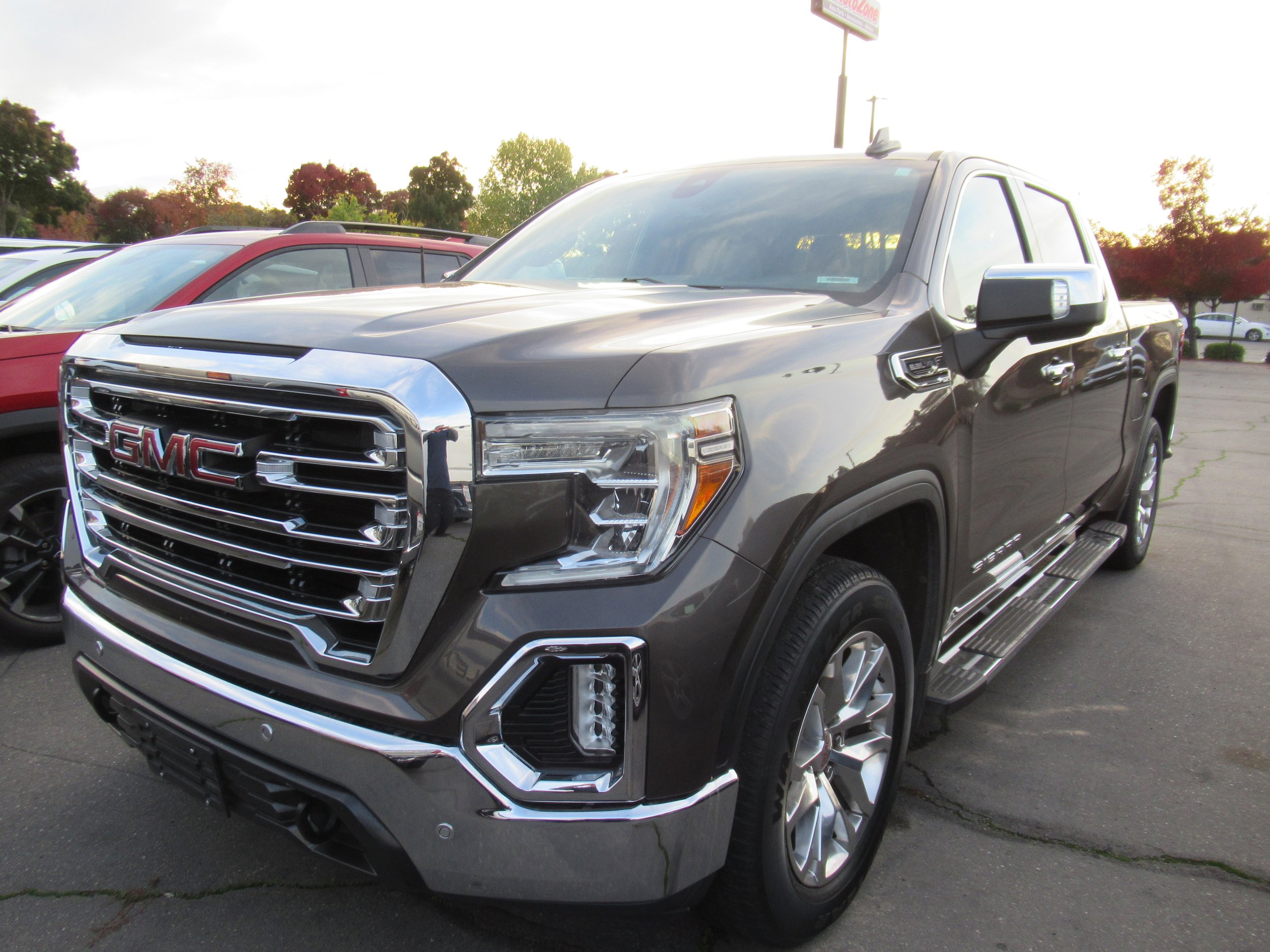Used 2020 GMC Sierra 1500 SLT w/ SLT Premium Plus Package AWD/4WD image 2