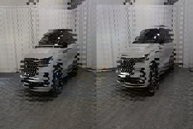 New 2026 Lincoln Nautilus Reserve image 48