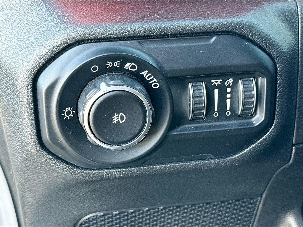 Used 2021 Jeep Wrangler Unlimited Rubicon w/ Dual Top Group image 27