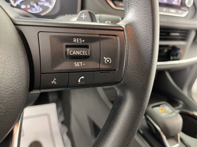 Used 2024 Nissan Rogue S image 21