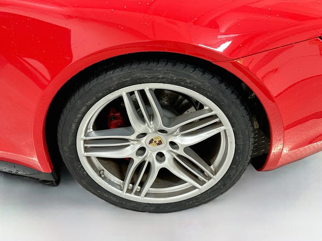 Used 2013 Porsche 911 Carrera 4S AWD/4WD image 32