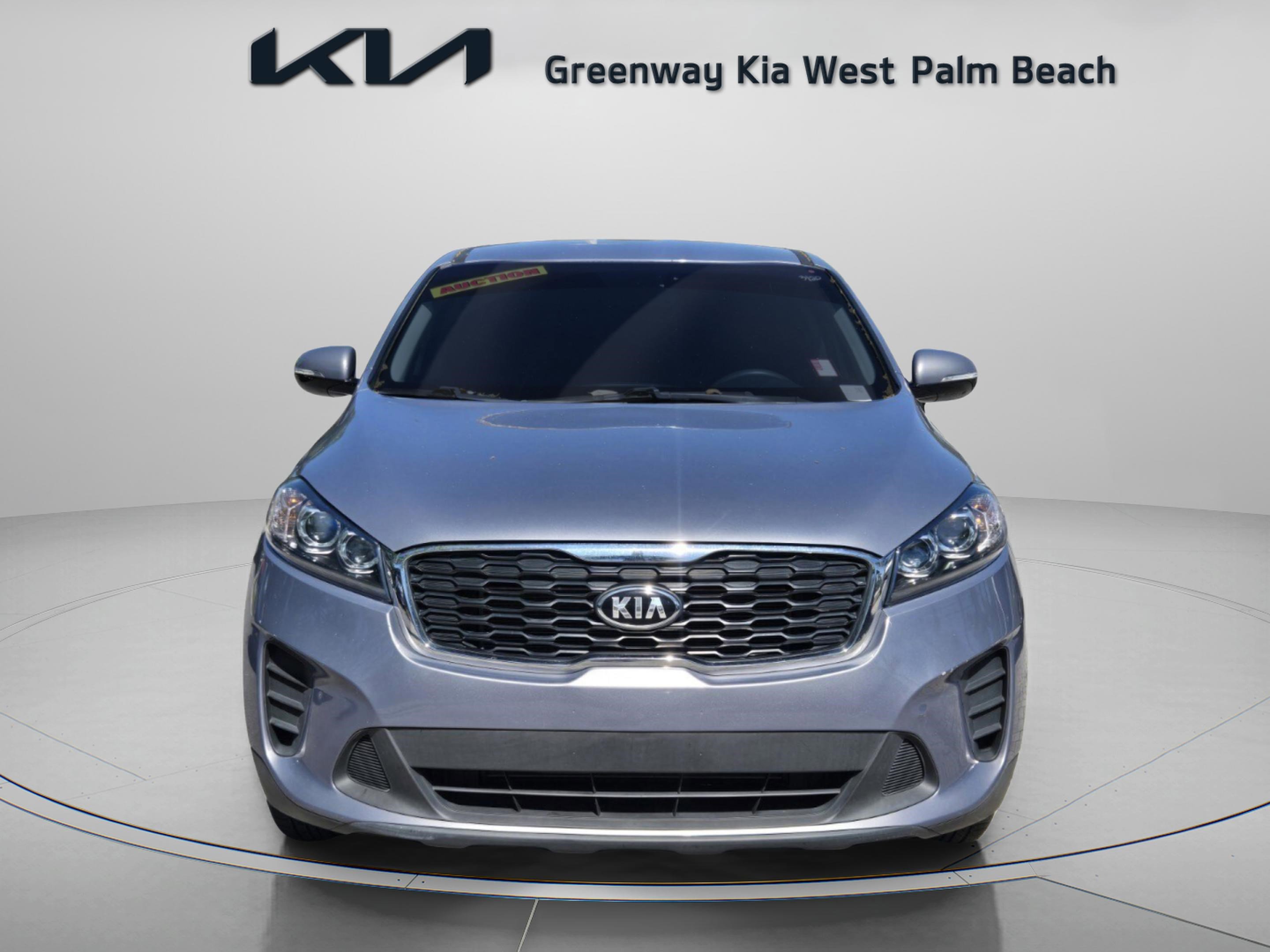 Used 2020 Kia Sorento LX image 2