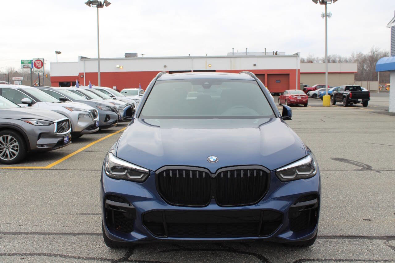 Used 2023 BMW X5 M50i w/ Climate Comfort Package image 4