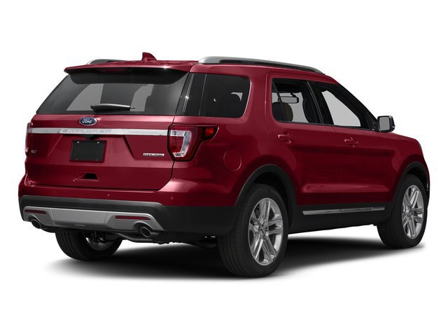 Used 2017 Ford Explorer XLT w/ Equipment Group 201A AWD/4WD image 2