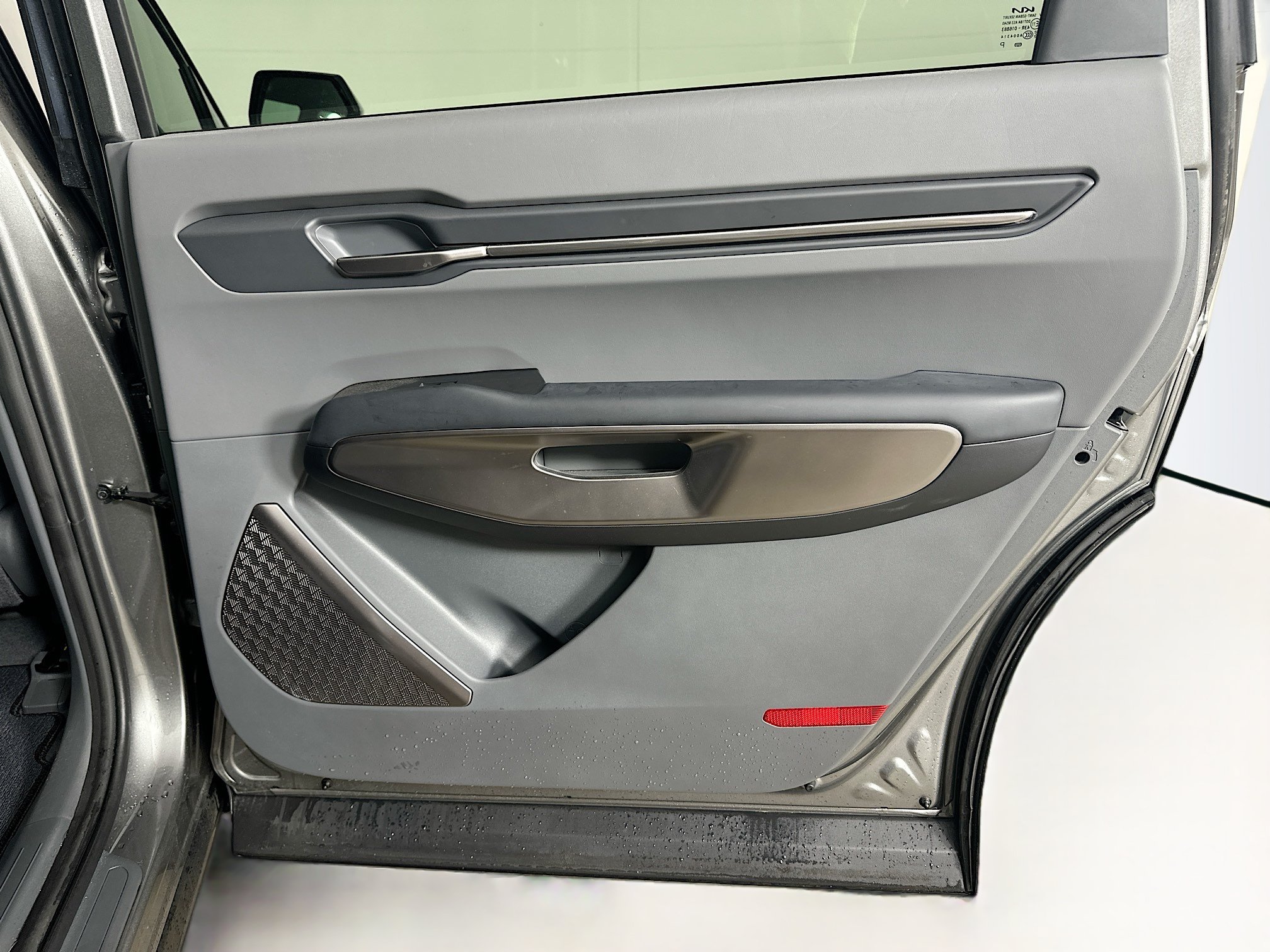 Used 2024 Kia EV9 Light RWD image 32