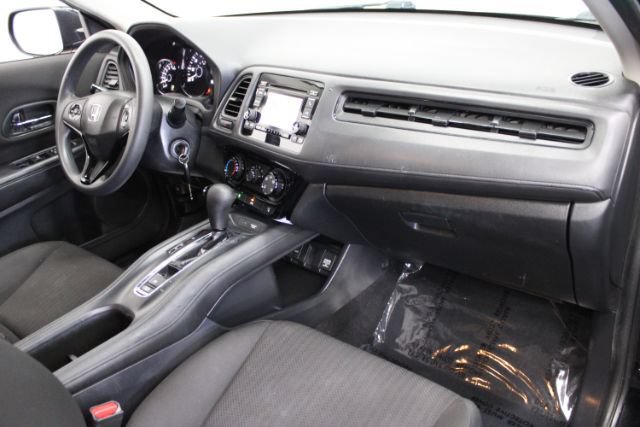 Used 2017 Honda HR-V LX image 22