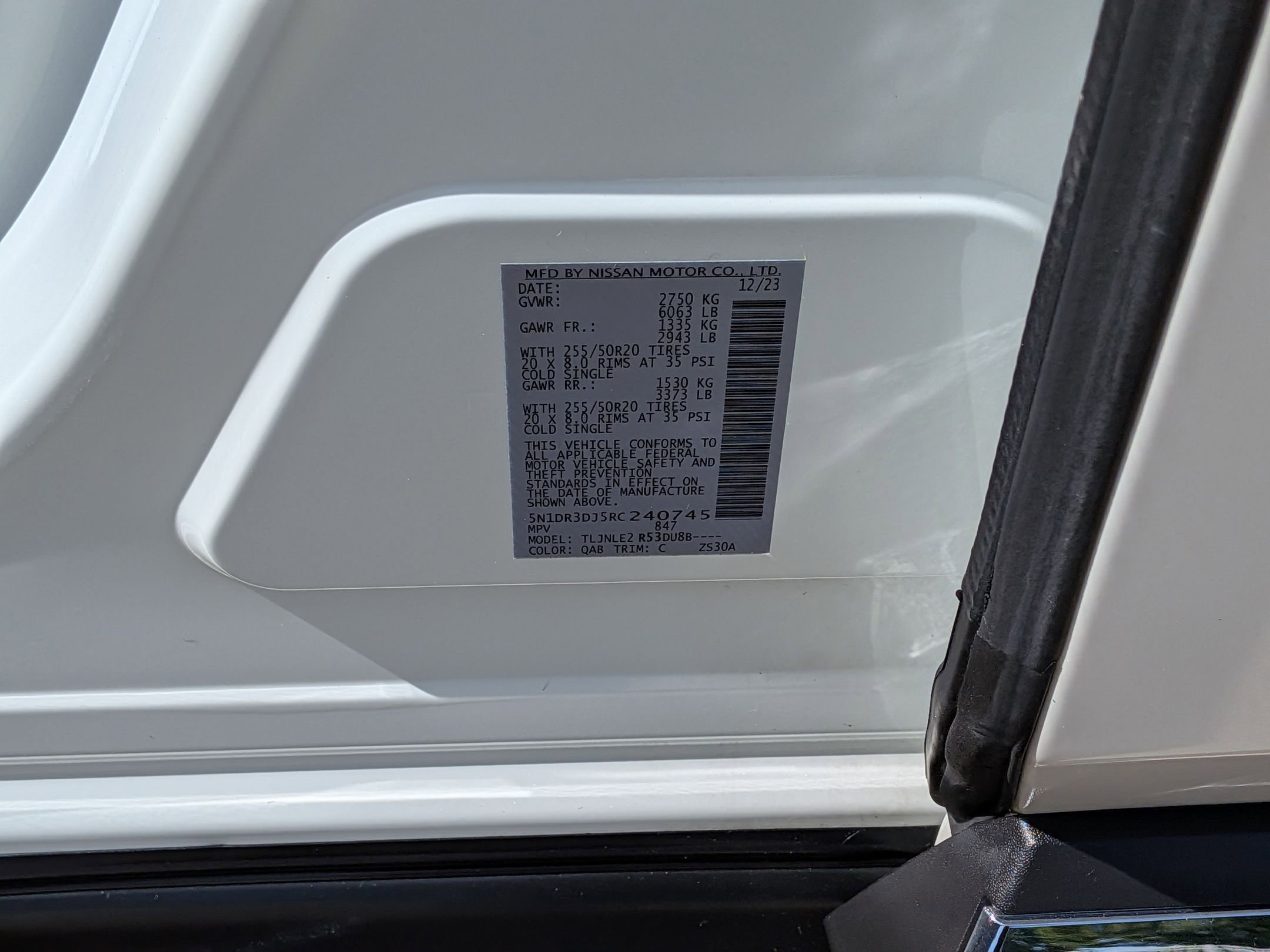 Used 2024 Nissan Pathfinder Platinum w/ Cargo Package AWD/4WD image 34