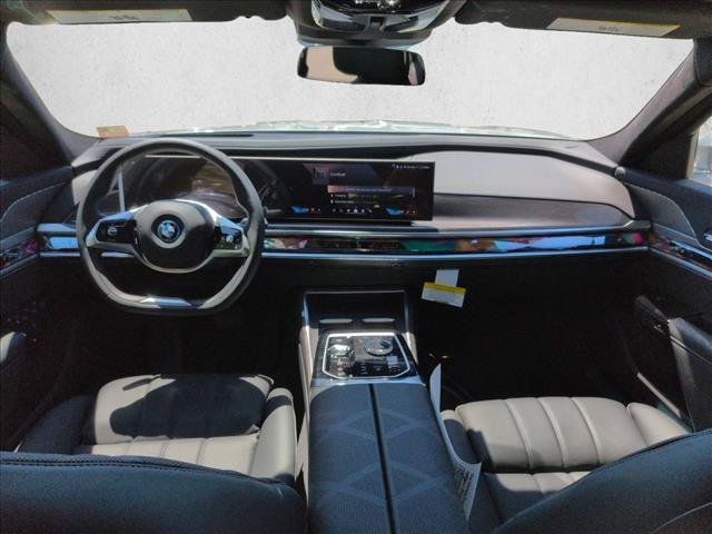 New 2026 BMW i7 xDrive60 w/ Executive Package AWD/4WD image 14