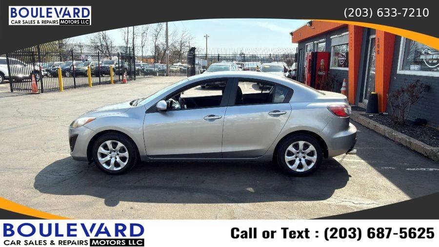 Used 2010 MAZDA MAZDA3 i Sport FWD image 3