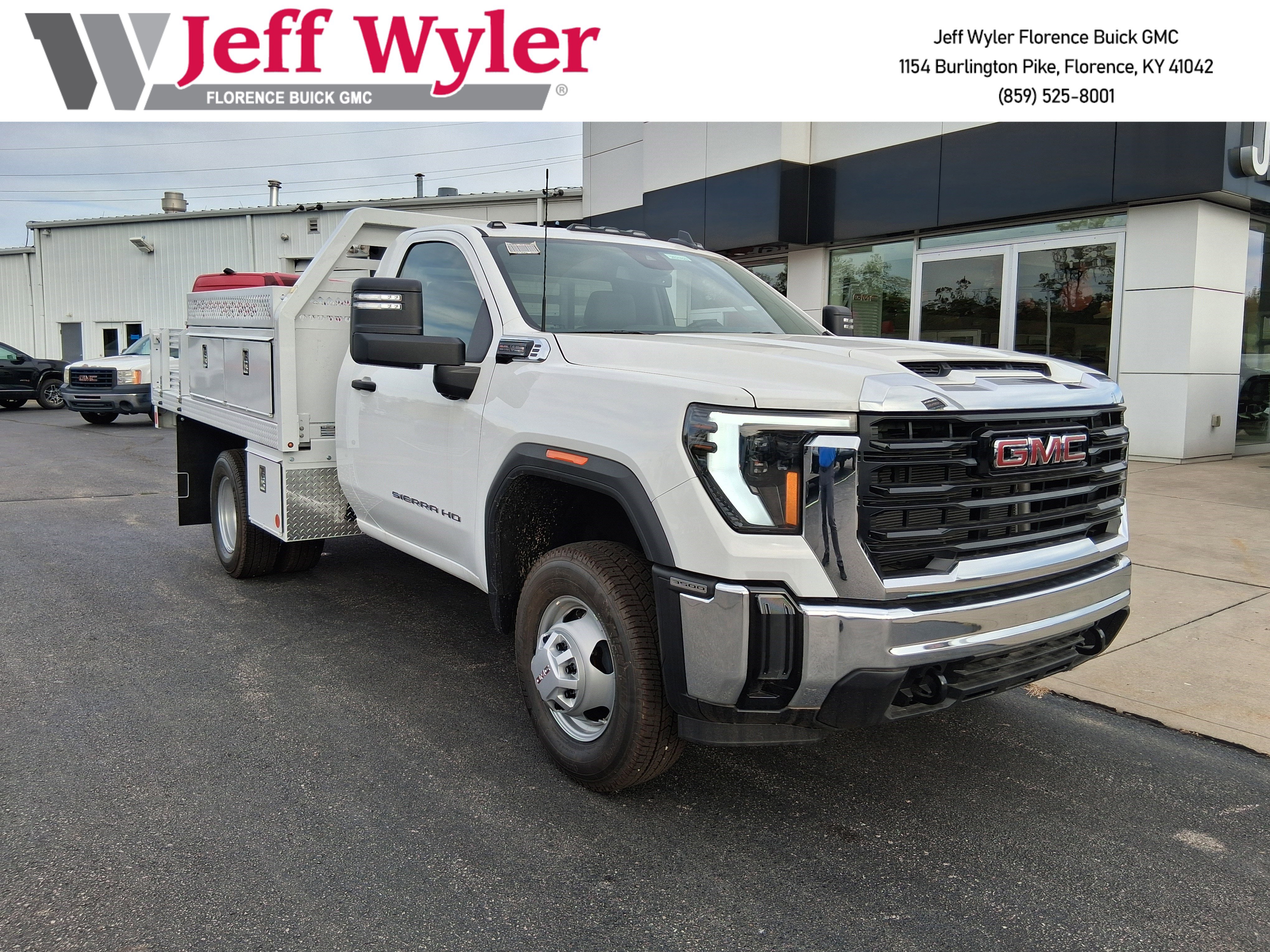 New 2025 GMC Sierra 3500 Pro w/ Convenience Package AWD/4WD image 1