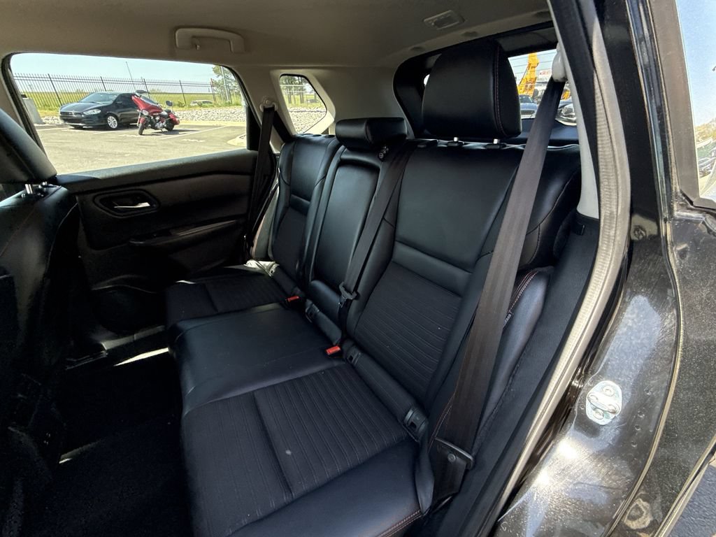 Used 2025 Nissan Rogue SV w/ Rock Creek Premium Package AWD/4WD image 27
