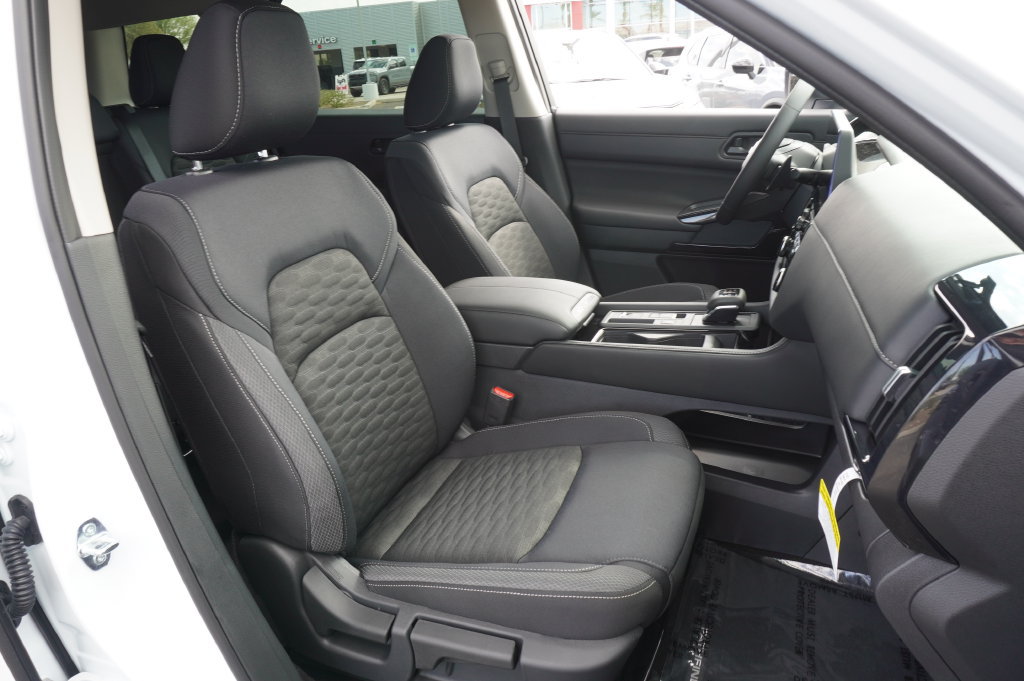 New 2026 Nissan Pathfinder SV FWD image 13