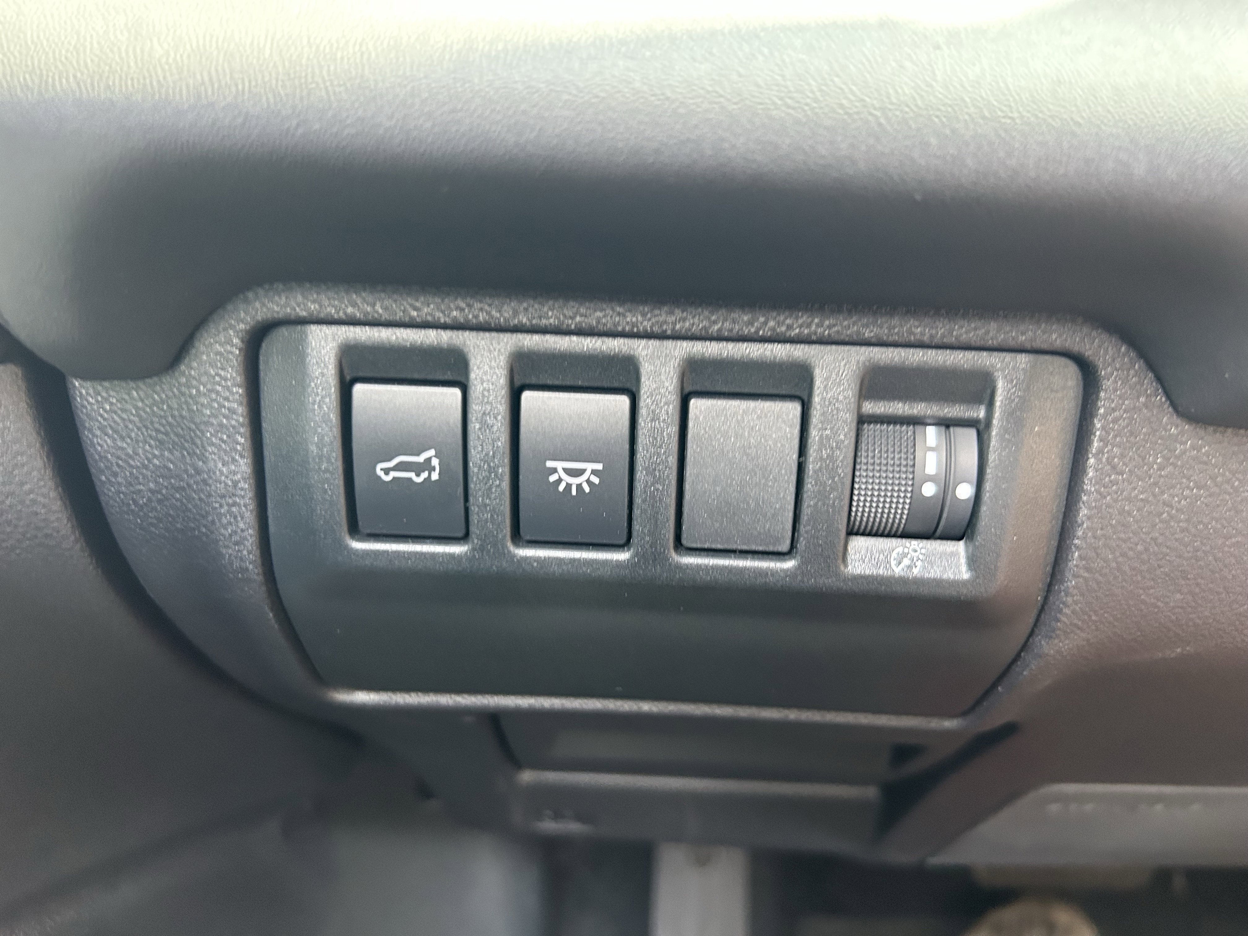 Used 2025 Subaru Ascent Bronze Edition w/ Onyx Package image 19