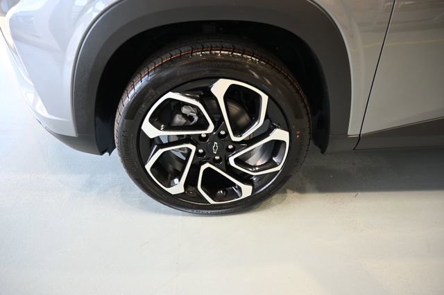 New 2026 Chevrolet Trax RS w/ Driver Confidence Package FWD image 28