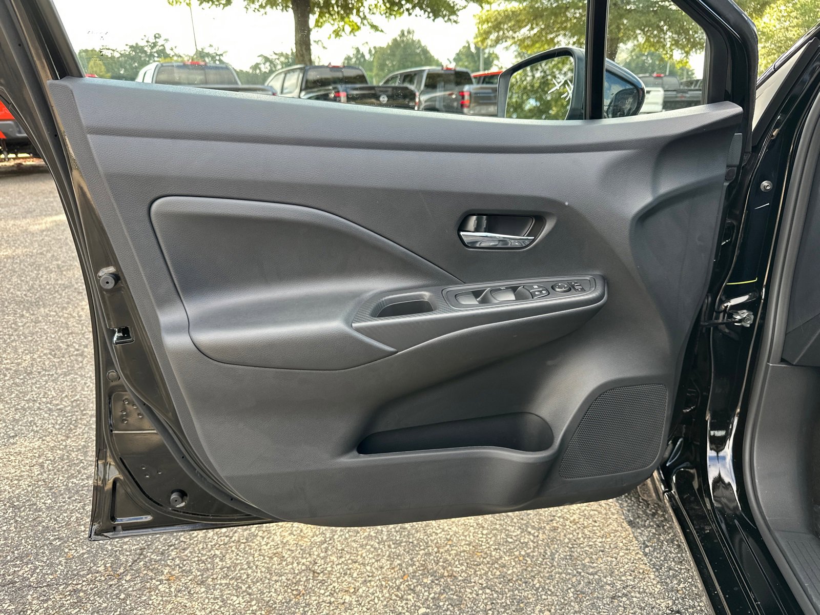 New 2025 Nissan Versa SV w/ Trunk Package image 10