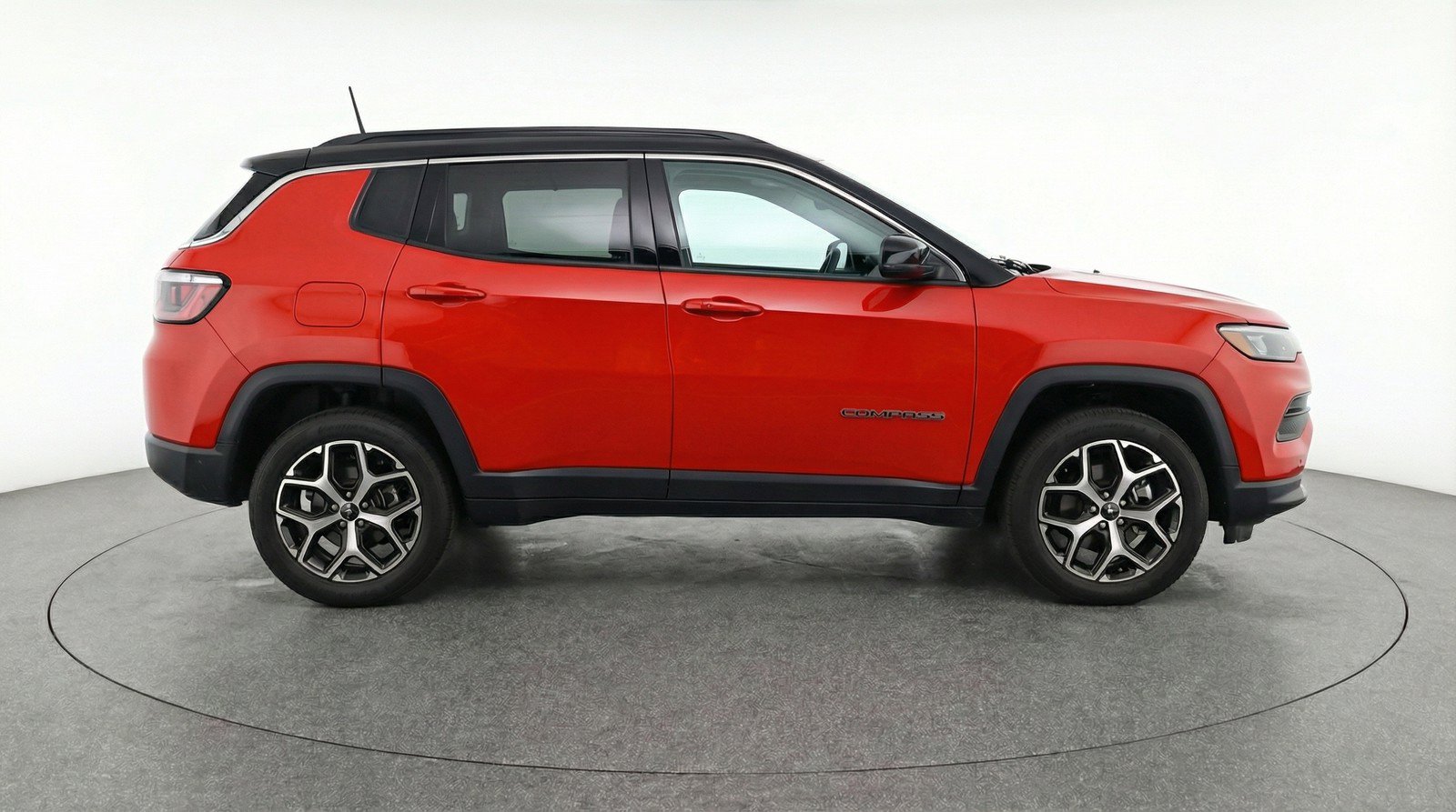 Used 2025 Jeep Compass Limited AWD/4WD image 11